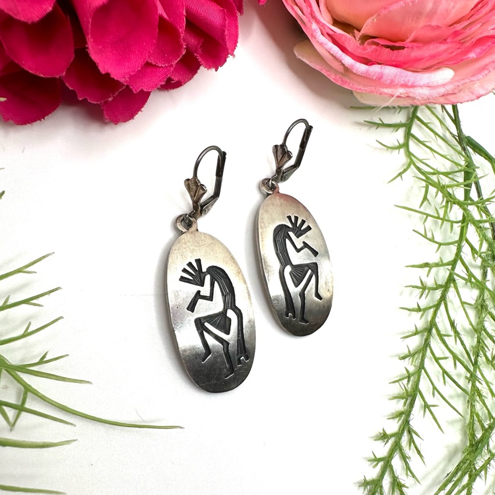 Sterling Silver⚜️Rare Kokopelli Engraved Earrings